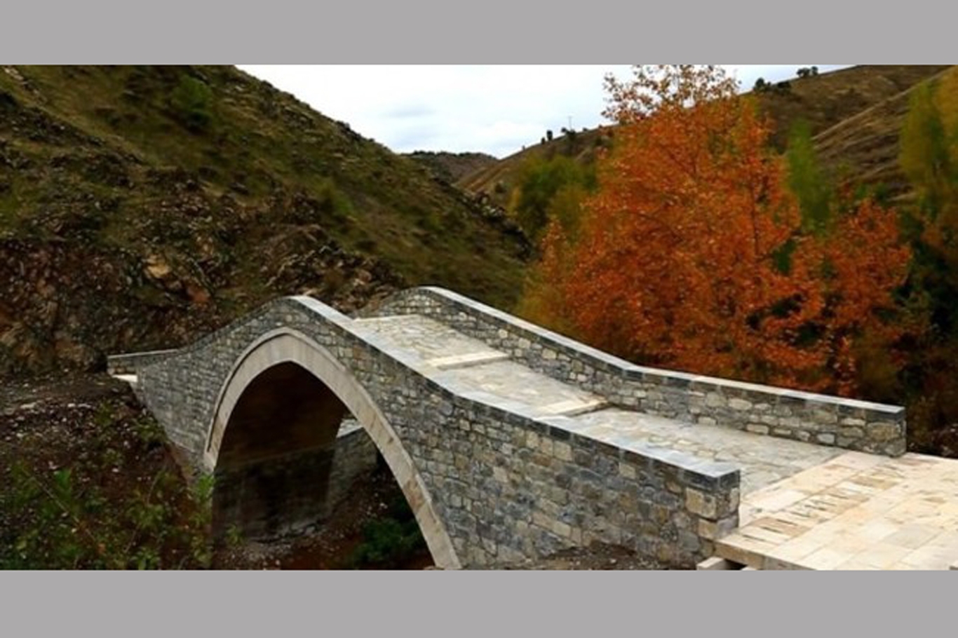 Tarihi Şadyan Köprüsü turizme kazandırıldı Tarihi Şadyan Köprüsü turizme kazandırıldı